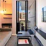 Flamingo 405 - Sea Point Studio Apartment
