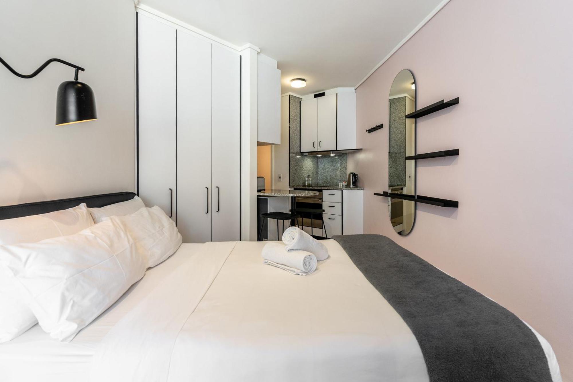 Flamingo 405 - Sea Point Apartment Cape Town